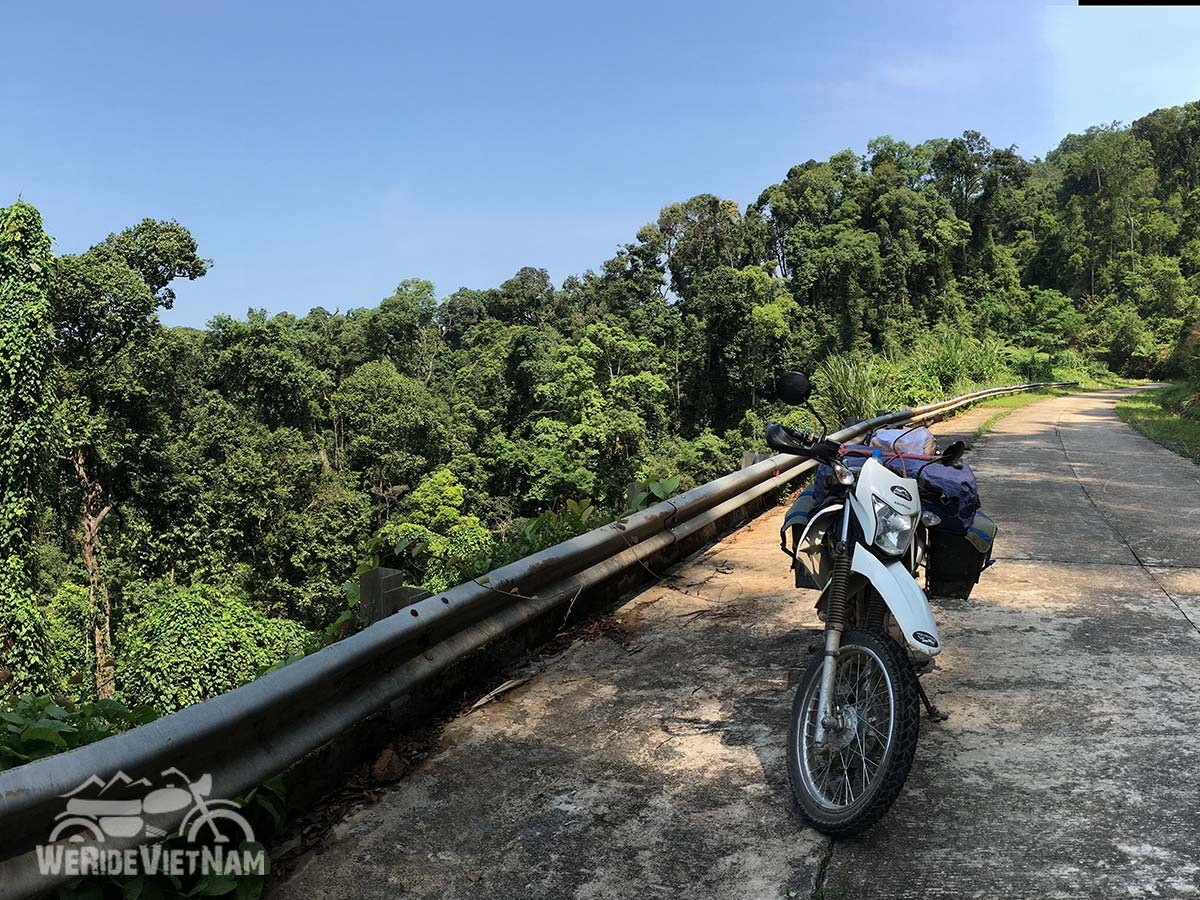 Laos Motorbike tour